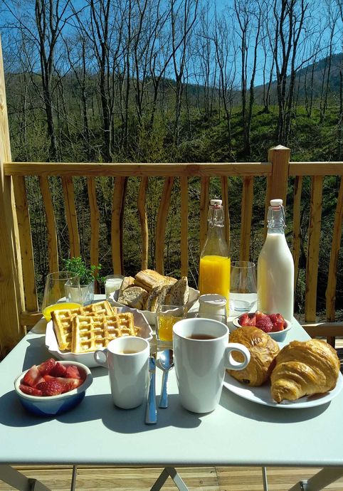 petit déjeuner en plein air